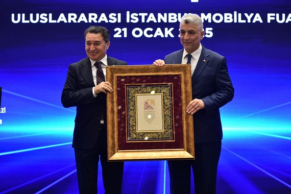 1737453974_soldansaga_ahmetgulec_ticaretbakaniomerbolat.jpg