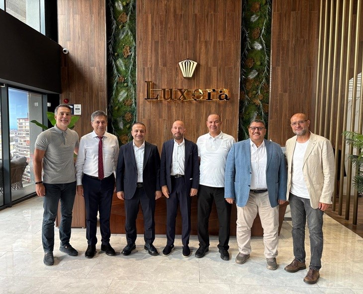 Luxera GYO, Veliefendi’de 10 Milyar TL’lik Proje İçin İmzaları Attı