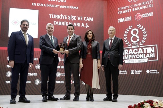 sisecam-ihracat-sampiyonlugunu-3-odulle-tescilledi.jpeg